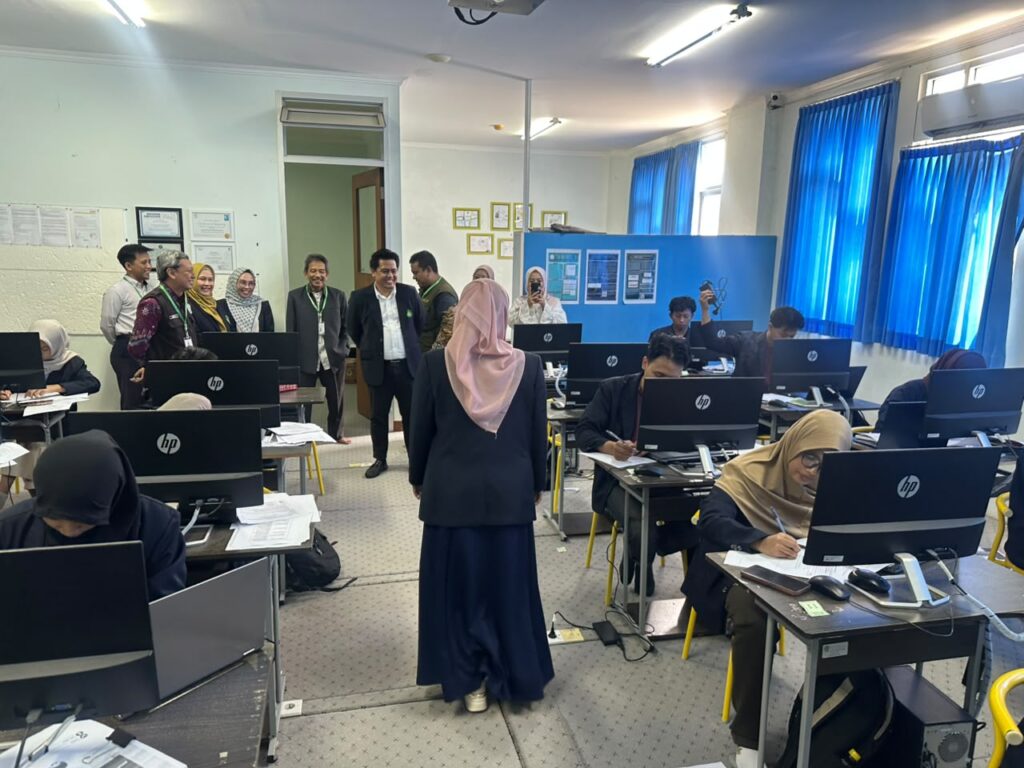 BNSP Software Certification Session Photo 2